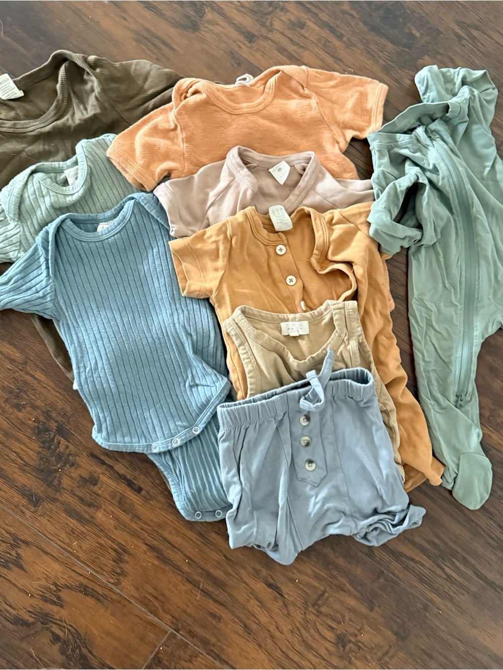 Neutral-Toned Kate Quinn Bundle